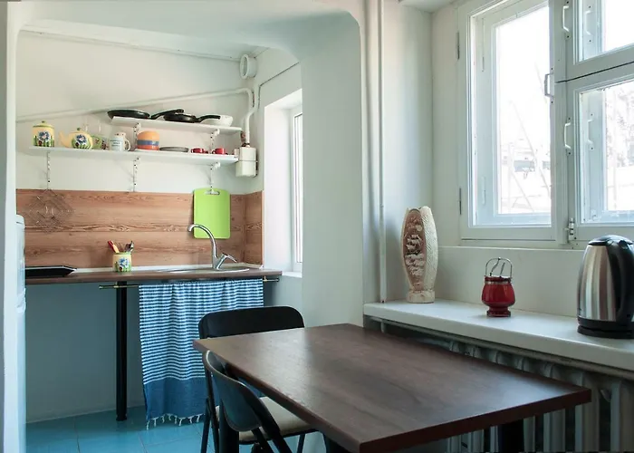 Flat In The Center *